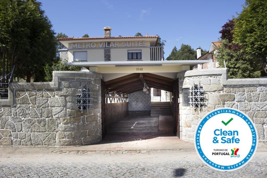 Metro Vilar Suites & Villas Vilar do Pinheiro Exterior photo