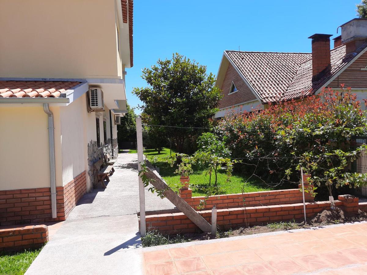 Metro Vilar Suites & Villas Vilar do Pinheiro Exterior photo