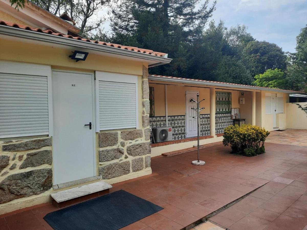 Metro Vilar Suites & Villas Vilar do Pinheiro Exterior photo
