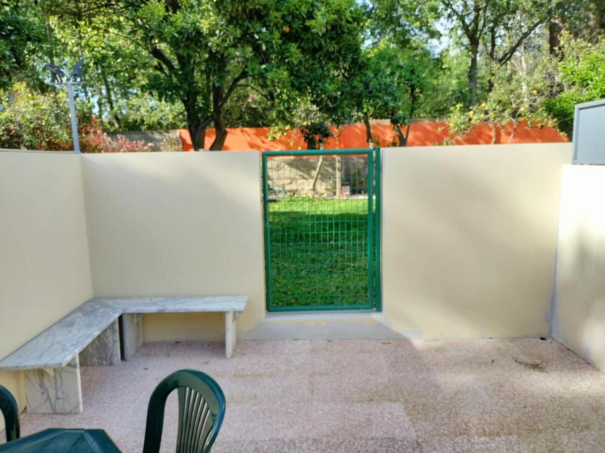 Metro Vilar Suites & Villas Vilar do Pinheiro Exterior photo