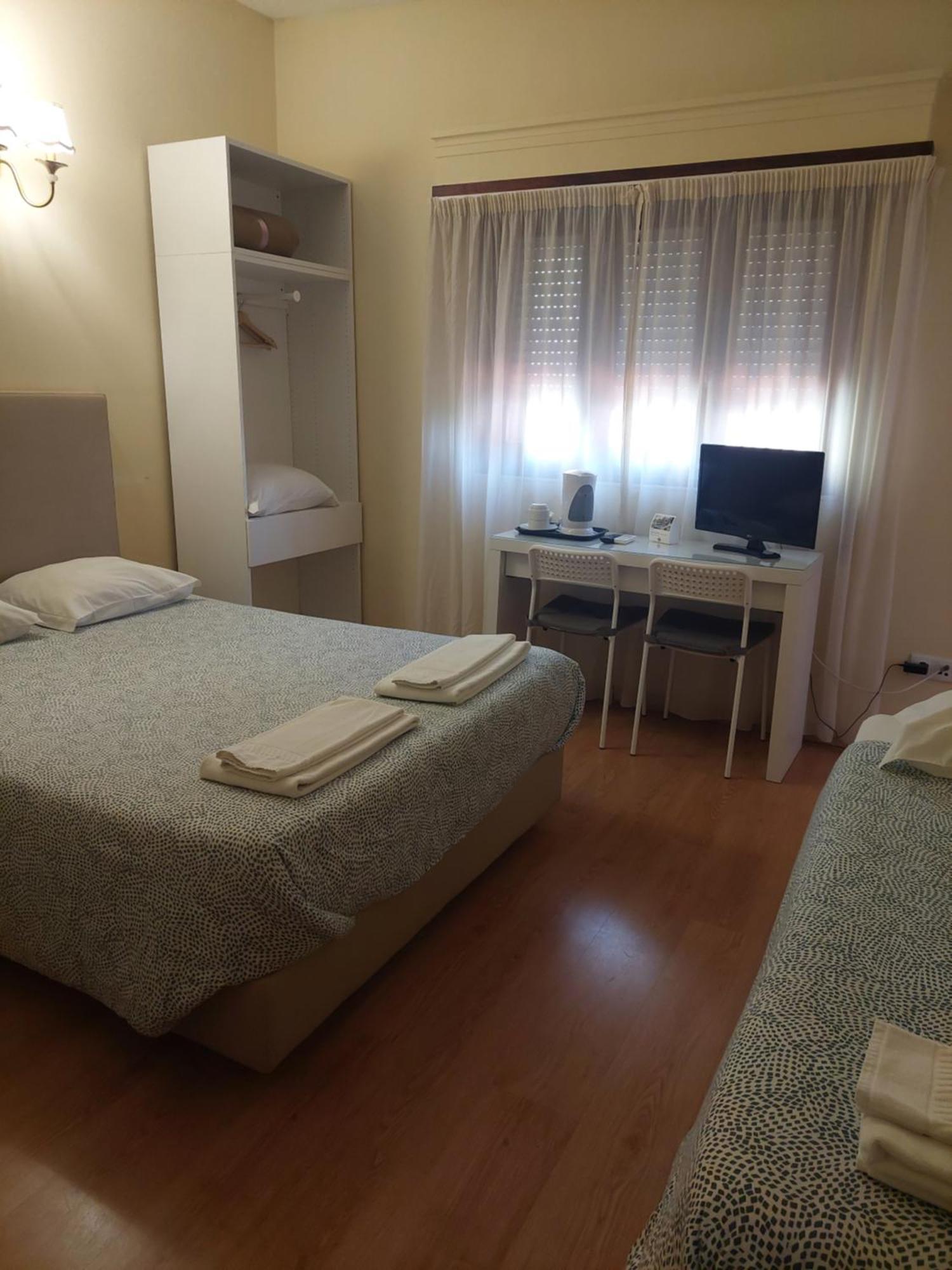 Metro Vilar Suites & Villas Vilar do Pinheiro Exterior photo